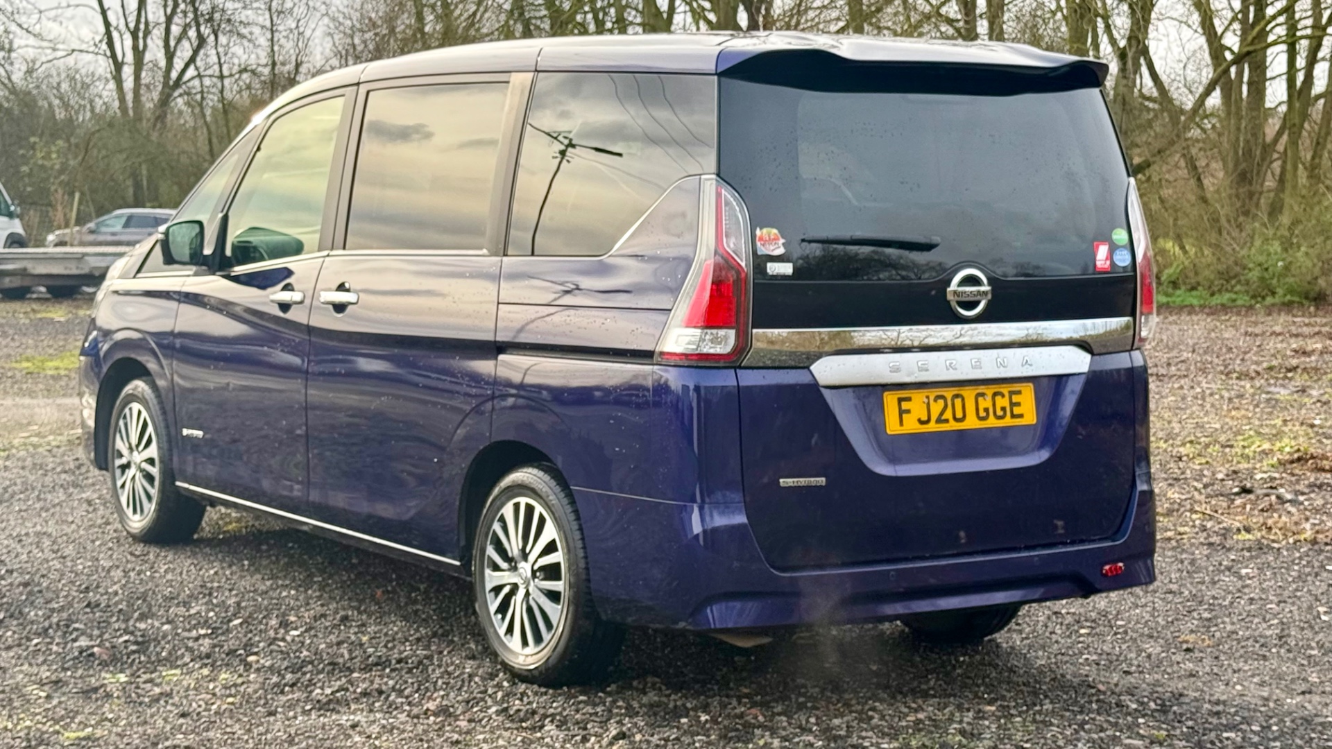 NISSAN SERENA 2.0h Auto 8 Seater Hybrid