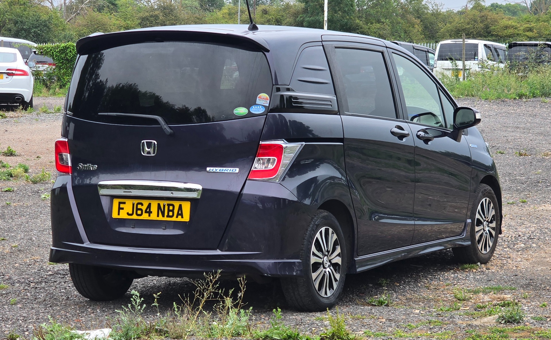 HONDA FREED SPIKE HYBRID 1.5 Auto 5 Seater MPV