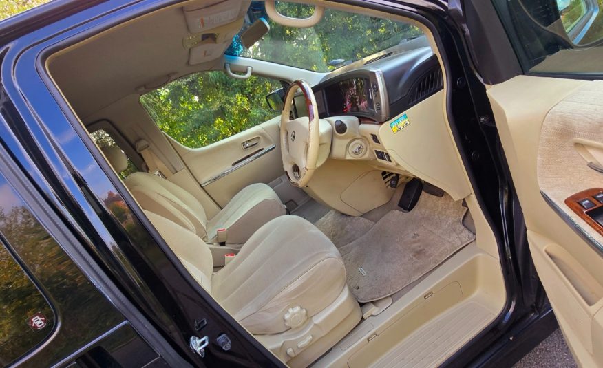 NISSAN ELGRAND 3.5 V6 Auto 4X4