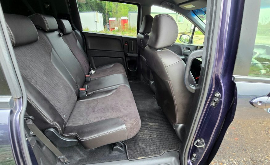 HONDA FREED SPIKE HYBRID 1.5 Auto 5 Seater MPV