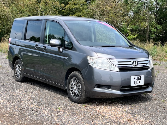 Honda Stepwagn 4WD 2.0L Automatic MPV