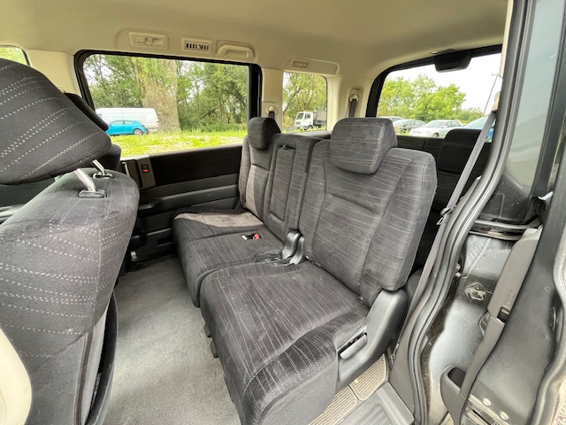Honda Stepwagn 4WD 2.0L Automatic MPV