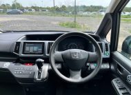 Honda Stepwagn 4WD 2.0L Automatic MPV