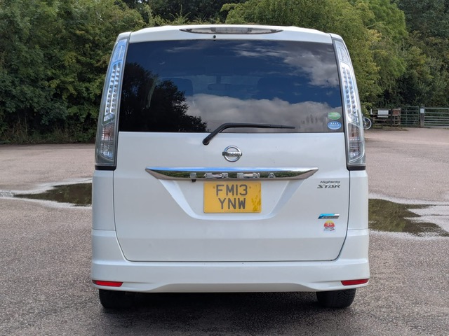 Nissan Serena HighWay Star PureDrive 2.0 Automatic MPV