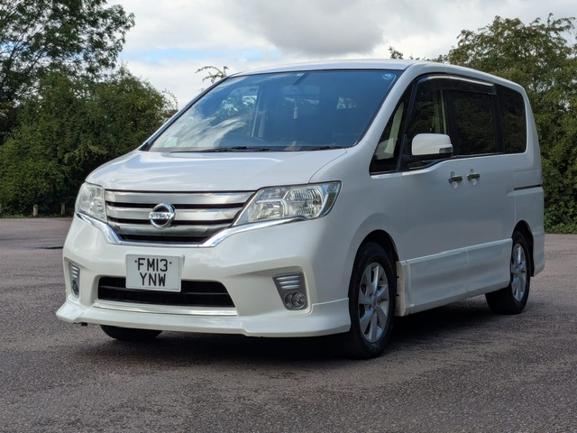 Nissan Serena HighWay Star PureDrive 2.0 Automatic MPV