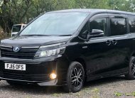 Toyota Voxy 1.8 Hybrid Automatic MPV