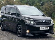 Toyota Voxy 1.8 Hybrid Automatic MPV