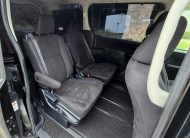 Toyota Voxy 1.8 Hybrid Automatic MPV