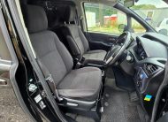 Toyota Voxy 1.8 Hybrid Automatic MPV