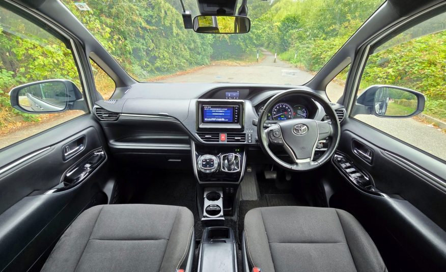 TOYOTA VOXYESQUIRE 1.8h Auto Euro 6 7 Seater Hybrid MPV Cruise Control Ulez Compliant