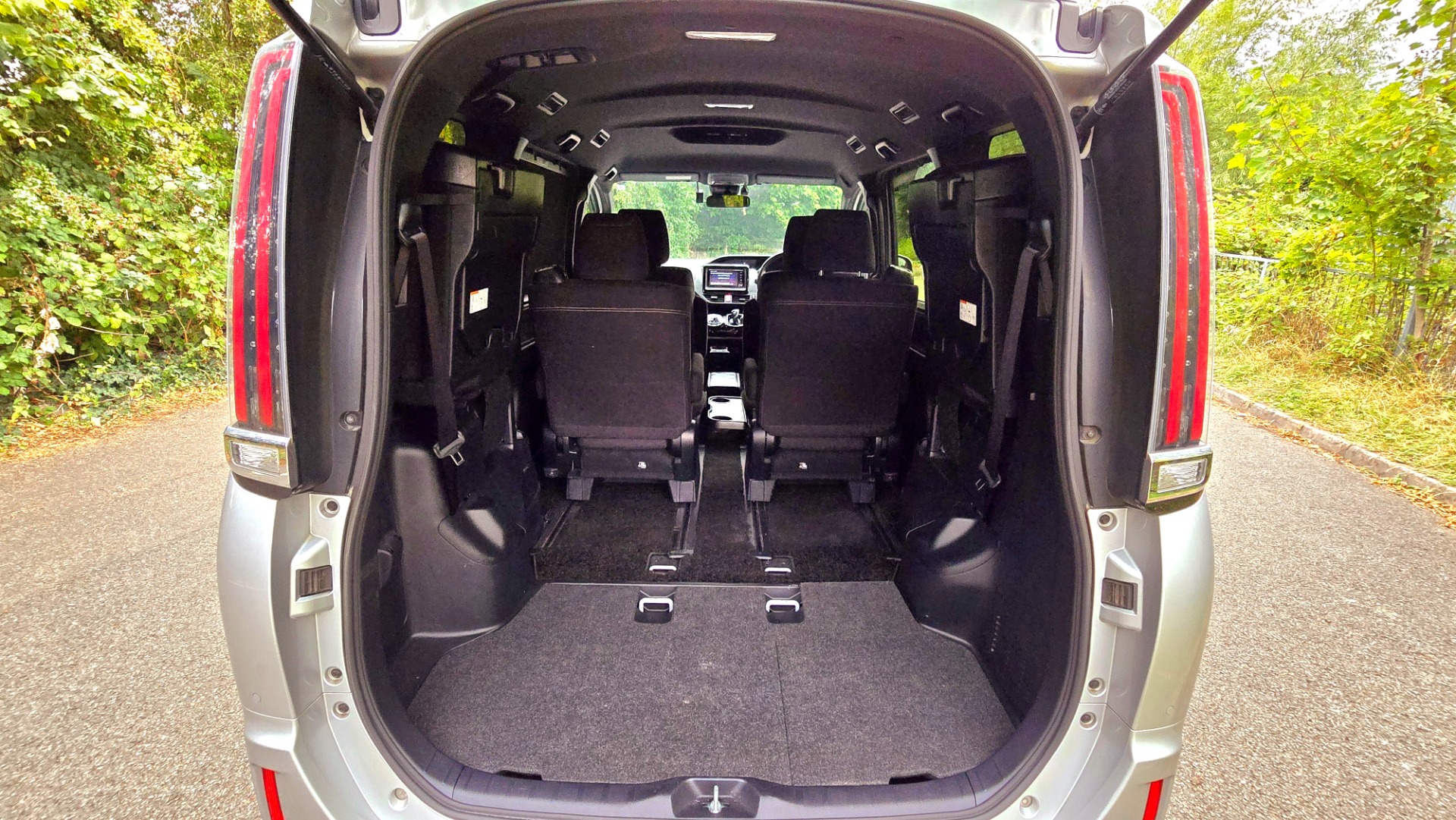 TOYOTA VOXYESQUIRE 1.8h Auto Euro 6 7 Seater Hybrid MPV Cruise Control Ulez Compliant