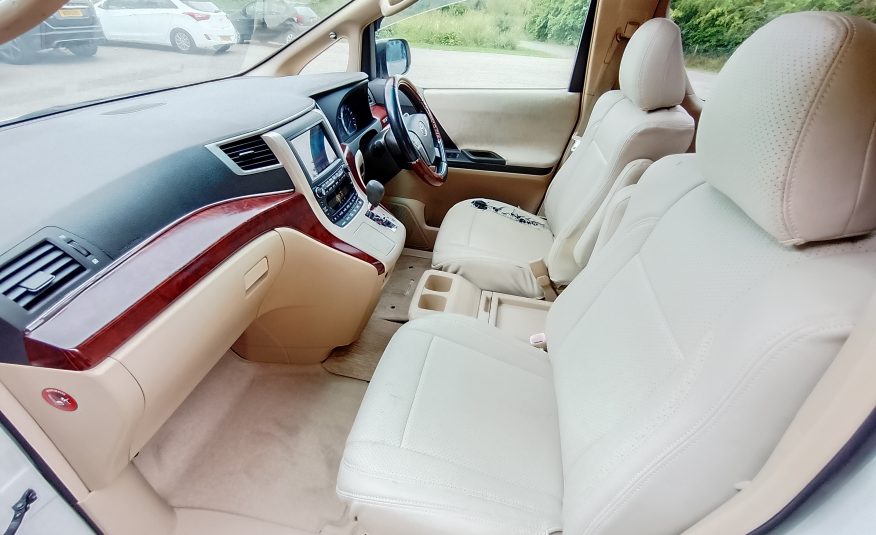 TOYOTA ALPHARD 2.4 Auto Luxury MPV