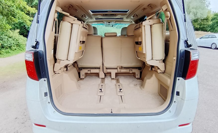 TOYOTA ALPHARD 2.4 Auto Luxury MPV