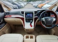TOYOTA ALPHARD 2.4 Auto Luxury MPV