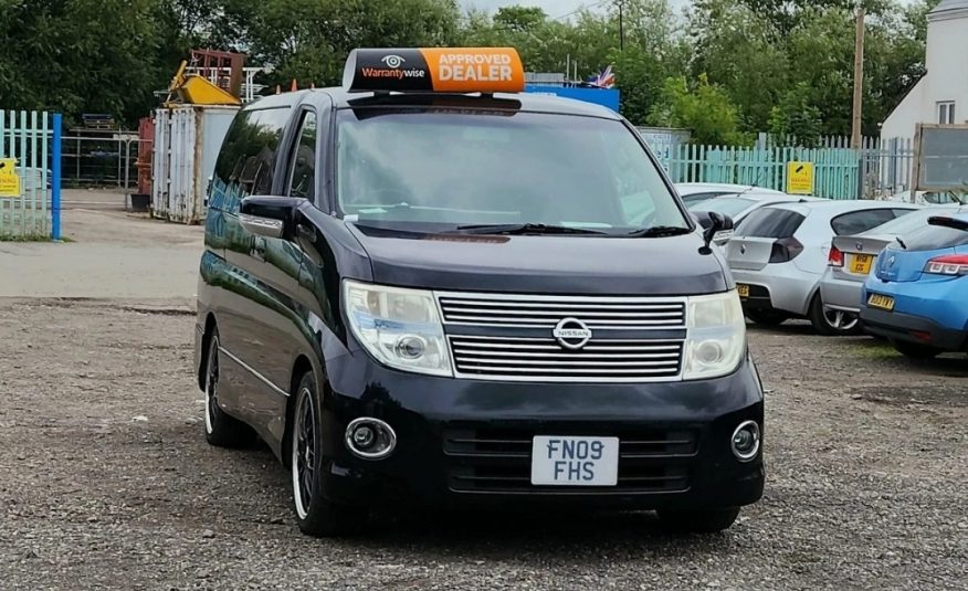 NISSAN ELGRAND HighwayStar ME51 2.5 V6 Auto 8 Seater