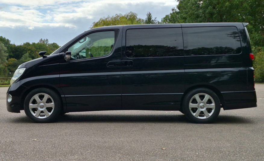NISSAN ELGRAND Highway Star 2.5 V6 Auto 8 Seater MPV 57k Miles only Ulez Compliant