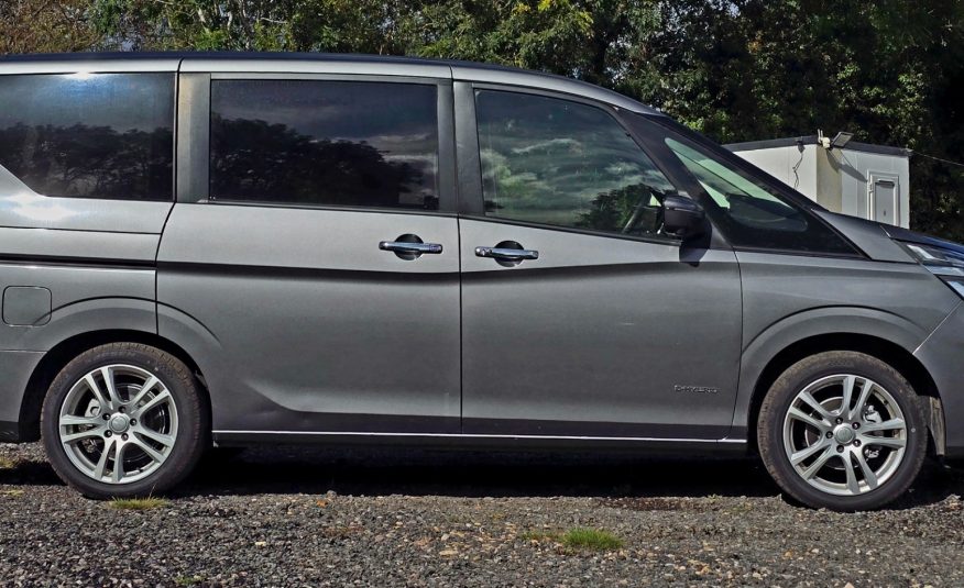 NISSAN SERENA HighwayStar 2.0h Auto 8 Seater S-Hybrid MPV Ulez Compliant