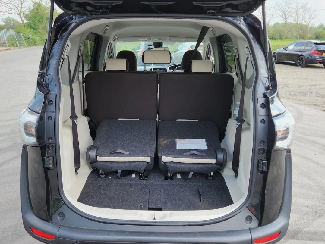 TOYOTA COROLLA Sienta Hybrid 1.5 Auto 7 Seater ULEZ Compliant