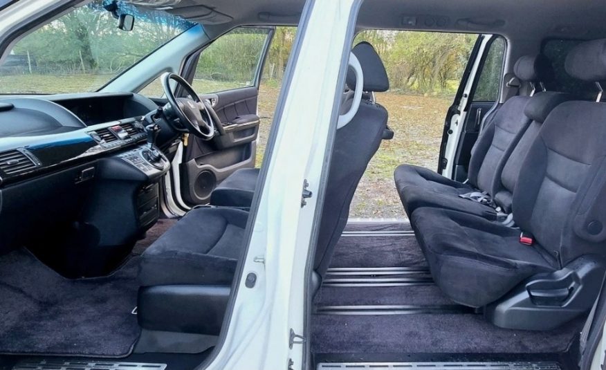 HONDA ELYSION Prestige Edition 2.4 Auto 8 Seater MPV