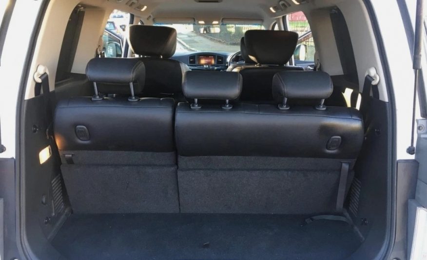 NISSAN ELGRAND Highway Star 3.5 V6 Auto 7 Seater Dual Powerslide Doors