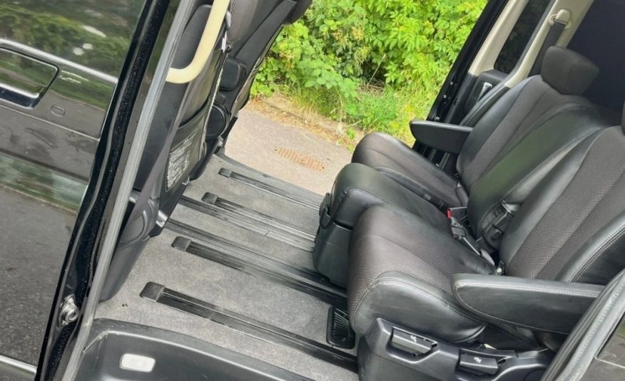 NISSAN ELGRAND Highway Star 3.5 V6 Auto 8 Seater 4X4
