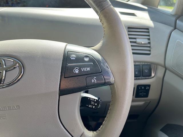 TOYOTA ESTIMA 7 Seater Heated Seats All round Camera