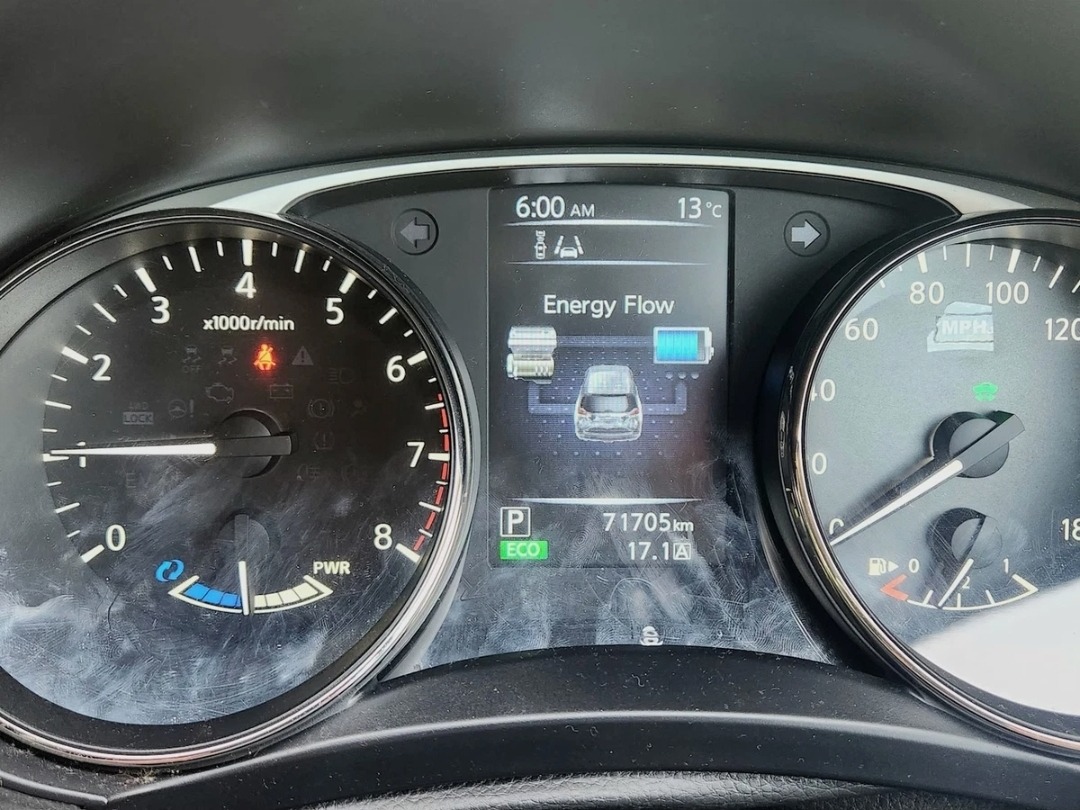 NISSAN X-TRAIL 2.0L Auto Hybrid 4X4 Tecna PureDrive