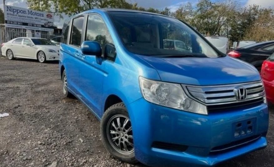 HONDA STEPWAGON 2.0 Auto MPV Dual Powerslide Doors 8 Seats
