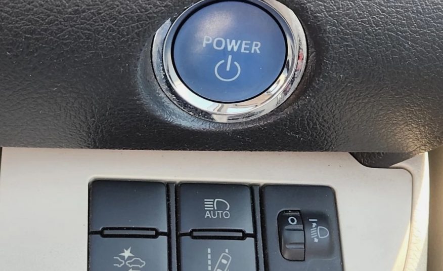 TOYOTA COROLLA Sienta Hybrid 1.5 Auto 7 Seater ULEZ Compliant