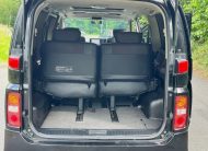 NISSAN ELGRAND Highway Star 3.5 V6 Auto 8 Seater 4X4