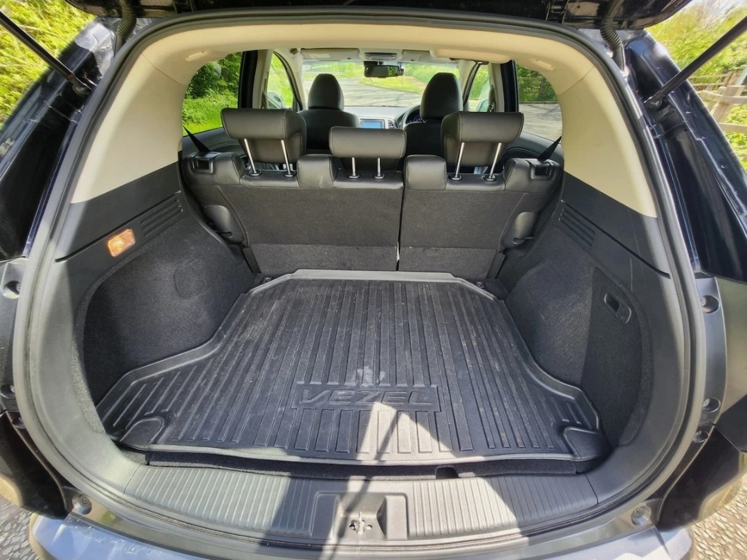 HONDA HR-V 1.5L Auto Hybrid AWD CVT Rear Camera