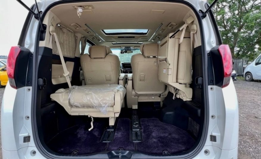 TOYOTA ALPHARD Executive Lounge 2.5 Auto Hybrid Sunroof