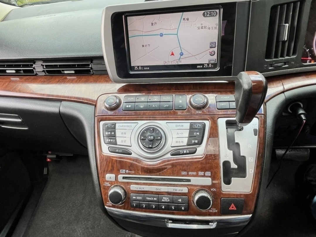 NISSAN ELGRAND Highway Star 3.5 V6 Auto 8 Seater 4X4