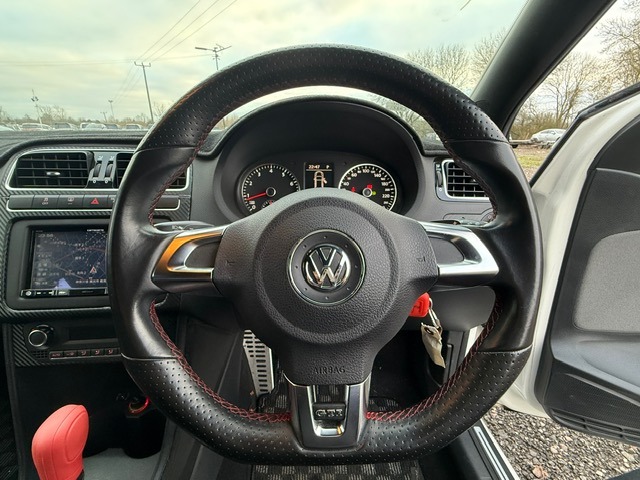 VOLKSWAGEN POLO GTI GTI