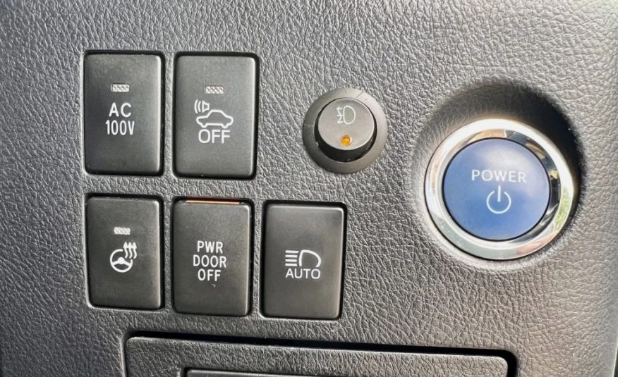 TOYOTA ALPHARD Executive Lounge 2.5 Auto Hybrid Sunroof