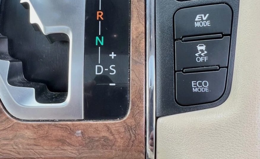 TOYOTA ALPHARD Executive Lounge 2.5 Auto Hybrid Sunroof