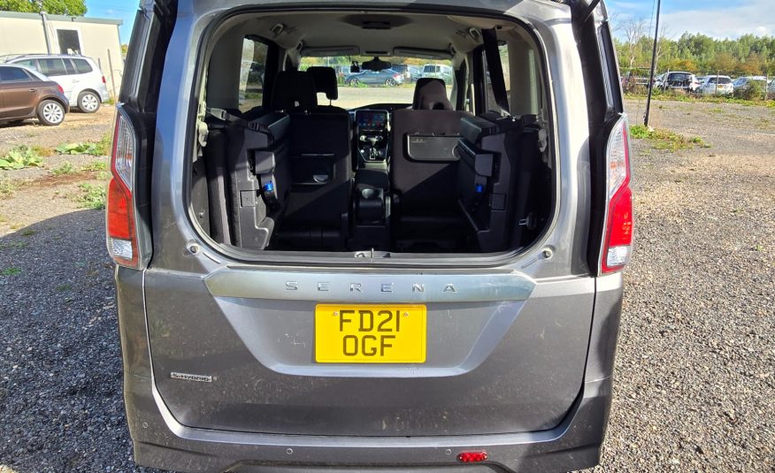NISSAN SERENA HighwayStar 2.0h Auto 8 Seater S-Hybrid MPV Ulez Compliant