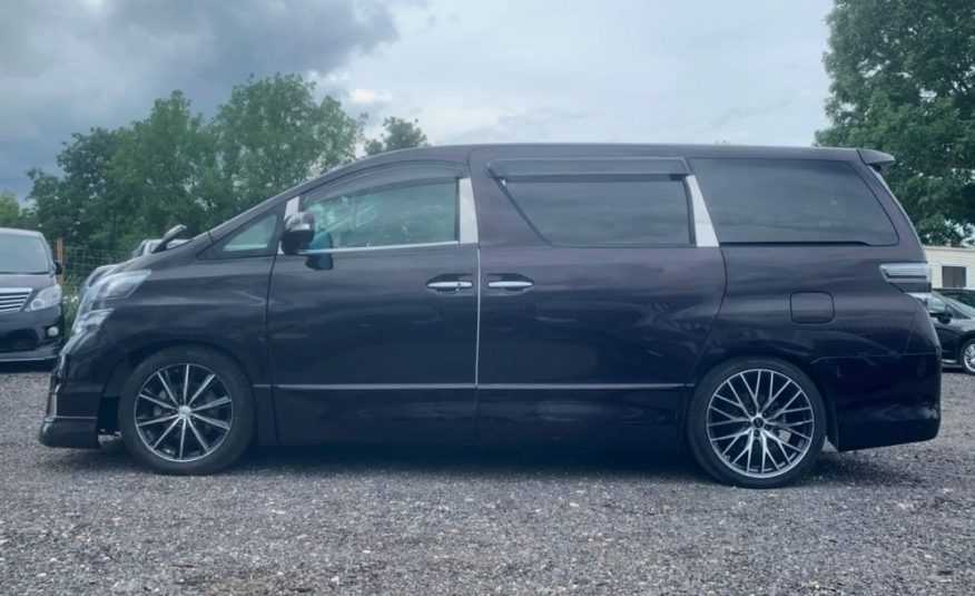 TOYOTA VELLFIRE 2.4 Auto 7 Seater MPV