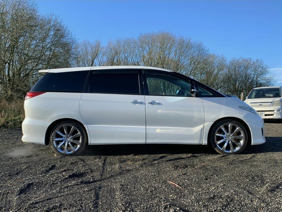 TOYOTA ESTIMA Aera G Edition 7 Seater Auto ULEZ
