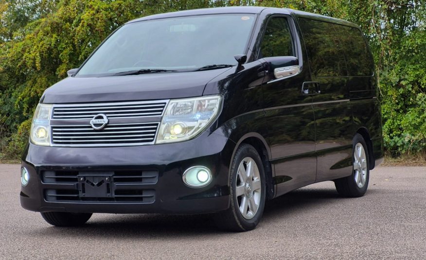 NISSAN ELGRAND Highway Star 2.5 V6 Auto 8 Seater MPV 57k Miles only Ulez Compliant
