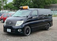 NISSAN ELGRAND HighwayStar ME51 2.5 V6 Auto 8 Seater