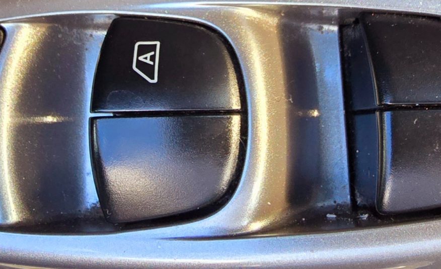 NISSAN JUKE 1.6 Acenta SUV 5dr Petrol Manual Euro 5 (117 ps) MD Service History
