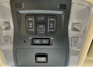 TOYOTA ALPHARD Executive Lounge 2.5 Auto Hybrid Sunroof