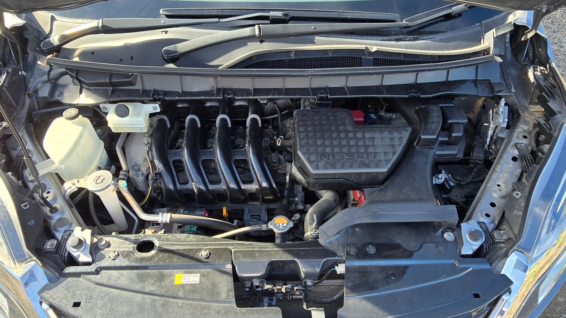 NISSAN SERENA HighwayStar 2.0h Auto 8 Seater S-Hybrid MPV Ulez Compliant