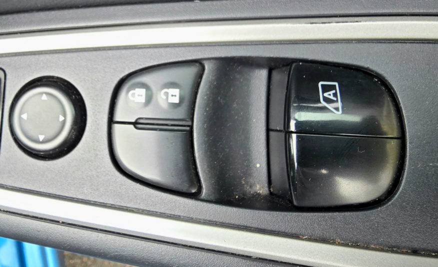 NISSAN MICRA 0.9 IG-T N-Connecta 5dr
