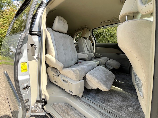 TOYOTA ESTIMA 7 Seater Heated Seats All round Camera