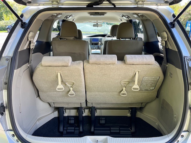 TOYOTA ESTIMA 7 Seater Heated Seats All round Camera