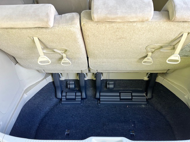 TOYOTA ESTIMA 7 Seater Heated Seats All round Camera
