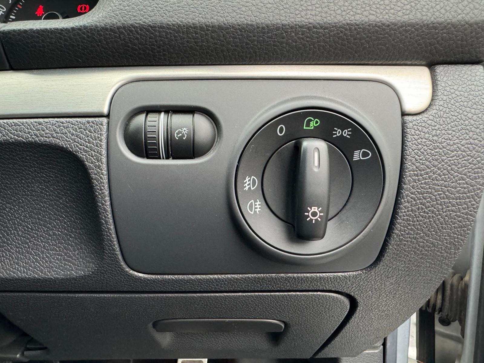 VOLKSWAGEN GOLF GTI JDM Import Mk5 Golf Manual 2.0L TFSI 197bhp