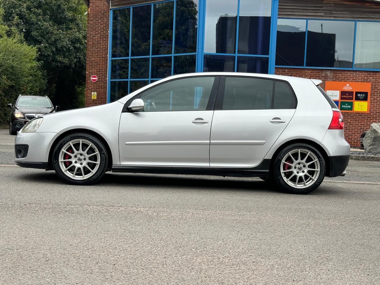 VOLKSWAGEN GOLF GTI JDM Import Mk5 Golf Manual 2.0L TFSI 197bhp